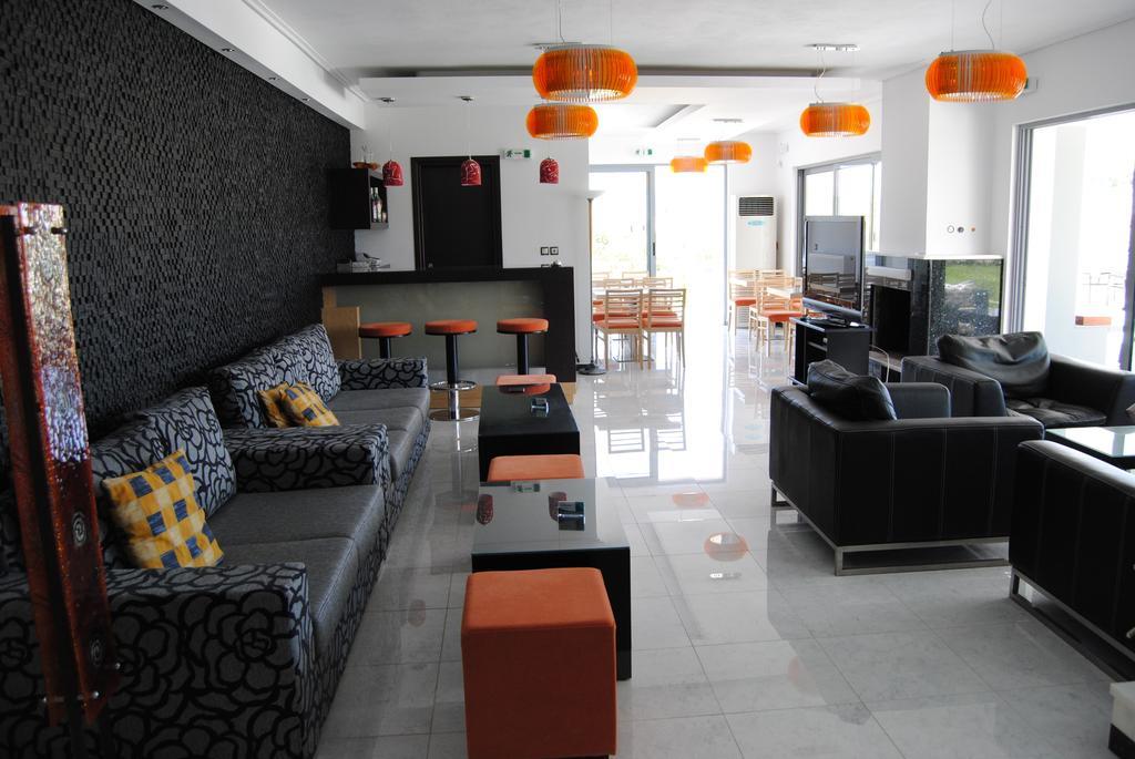 Hotel Philoxenia Thebes Esterno foto