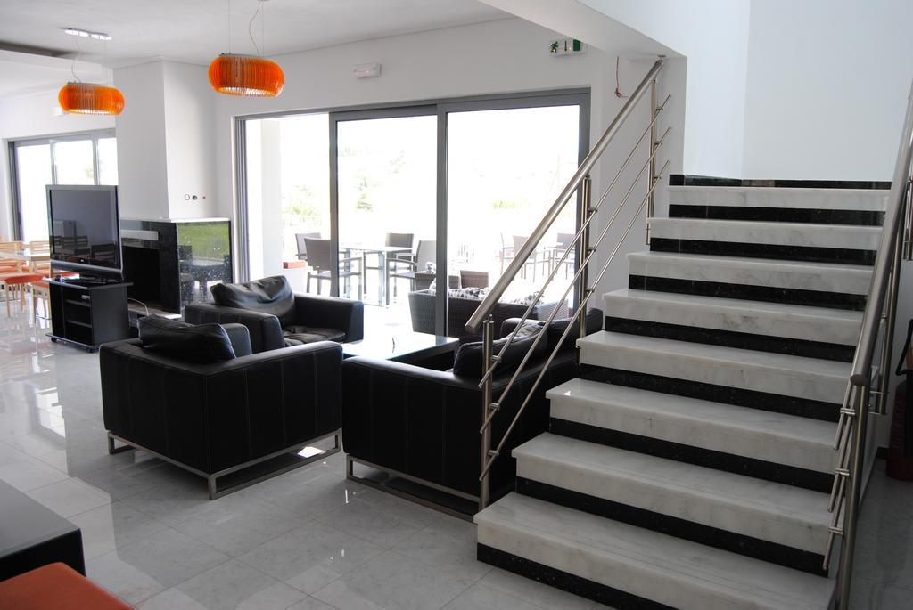 Hotel Philoxenia Thebes Esterno foto